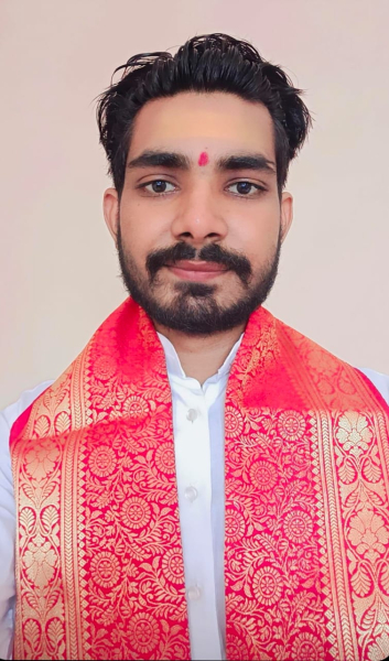 Pandit Anurag Dubey best astrologer in Uttar Pradesh