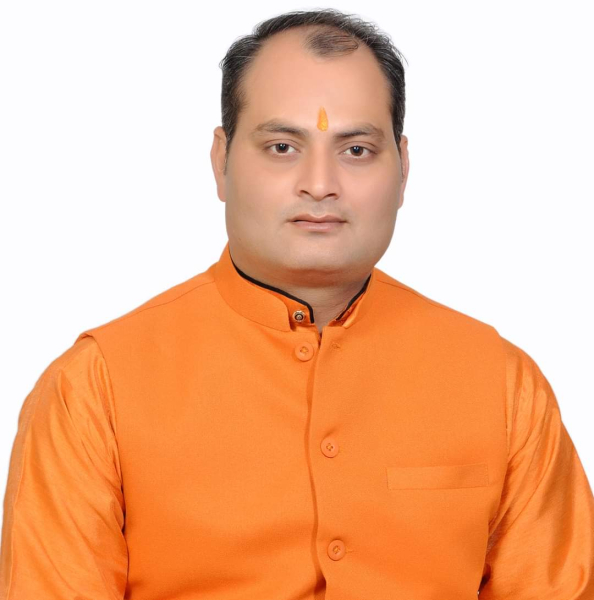 Acharya Alok Mishra best astrologer in Uttar Pradesh