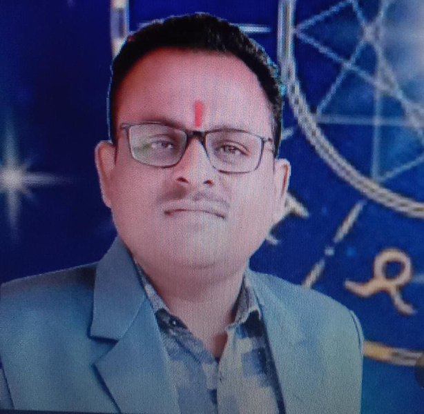 Pt. Baijnath Tiwari best astrologer in Bihar