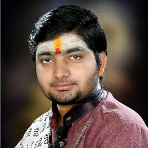 Astrologer Vishal Maharaj